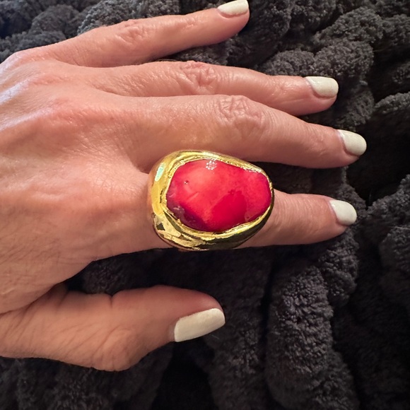 Red Coral Gold Plated Fashion Statement Ring - Picture 4 of 5